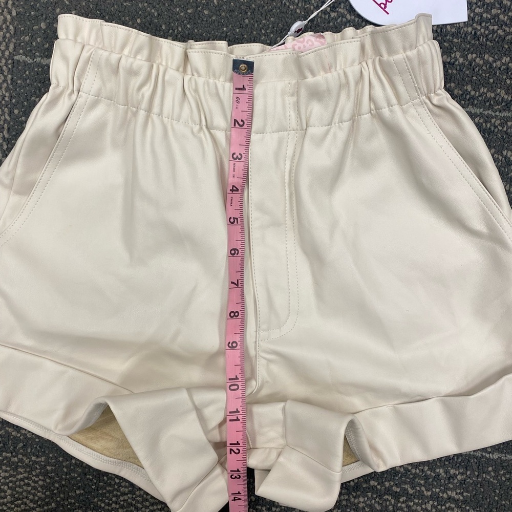 NWT BUDDY LOVE PEYTON PAPERBAG VEGAN LEATHER SHORTS - POWDER SMALL - Picture 8 of 14